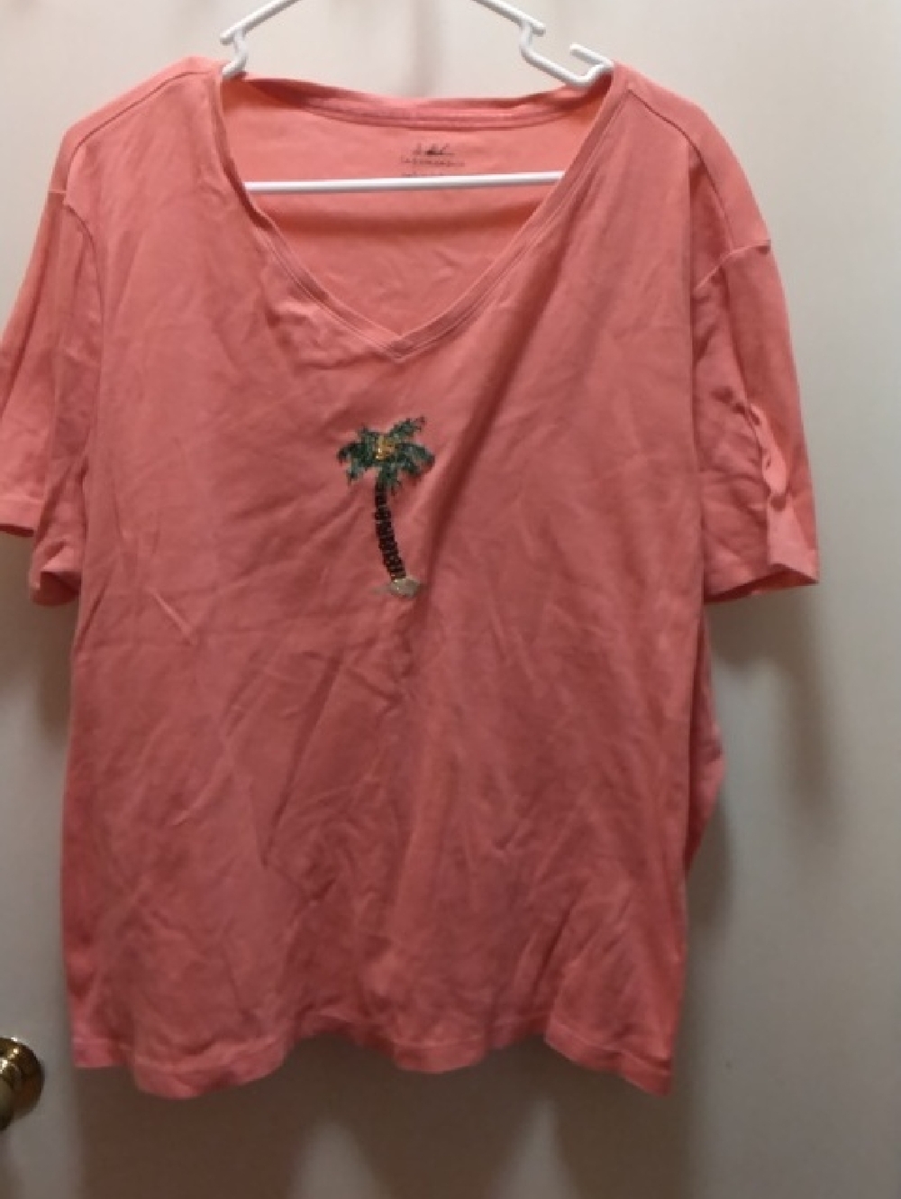 Coral V-Neck Palm Embroidered Short Sleeve Tee